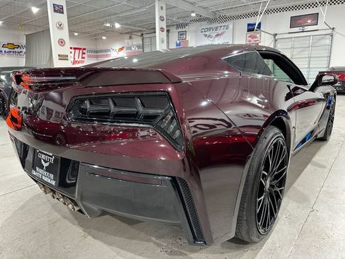 Used 2017 Chevrolet Corvette Stingray Coupe w/ 1LT RWD image 6