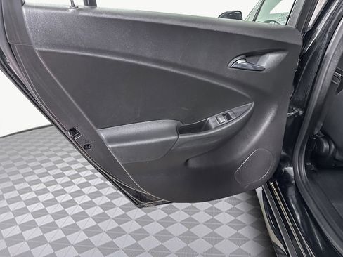 Used 2018 Chevrolet Volt LT image 26