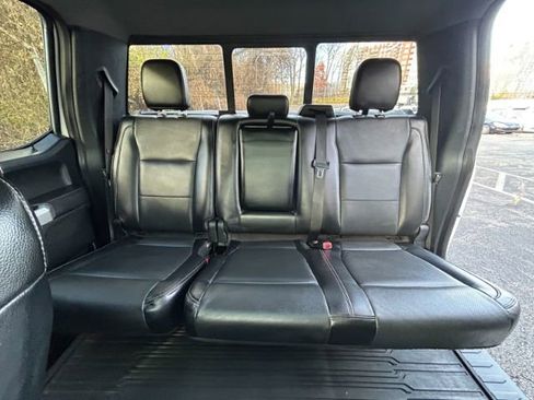 Used 2015 Ford F150 Lariat image 29