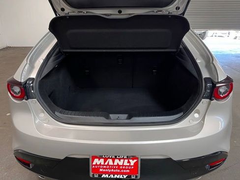 Used 2024 MAZDA MAZDA3 s FWD image 16