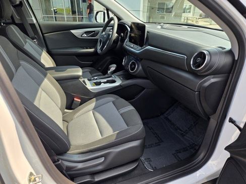 Used 2023 Chevrolet Blazer LT w/ Convenience Package FWD image 18