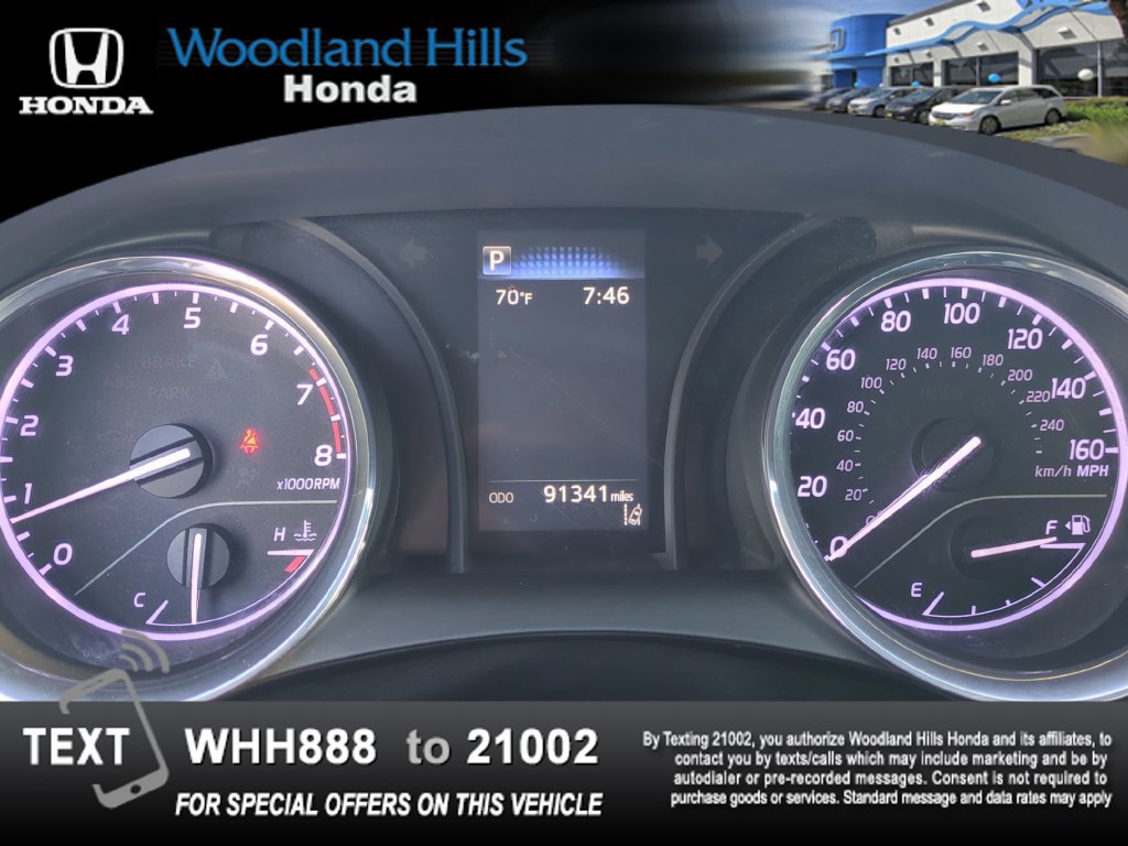 Used 2019 Toyota Camry SE w/ Carpet Mat Package FWD image 13