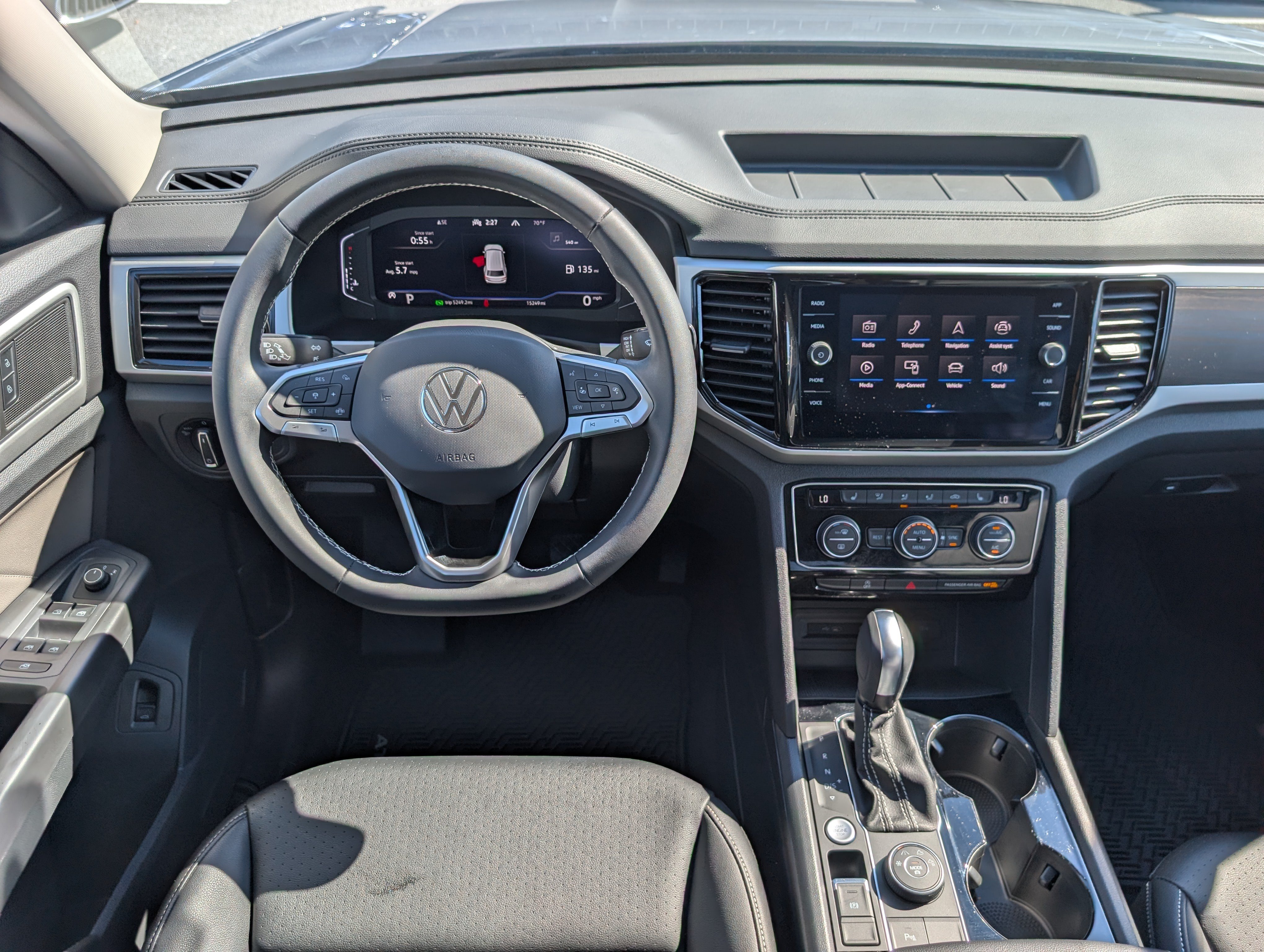 Used 2023 Volkswagen Atlas SE AWD/4WD image 18