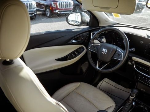 Used 2024 Buick Encore GX Avenir image 33