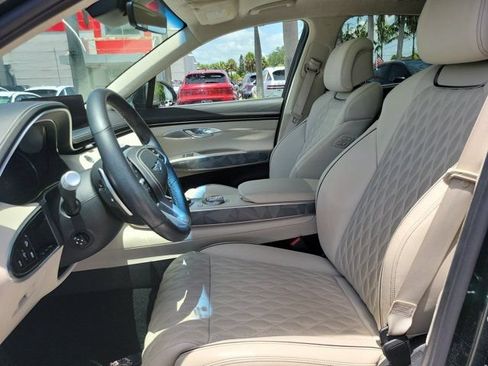 Used 2023 Genesis GV70 3.5T Sport Advanced w/ Sport Advanced Package AWD/4WD image 13