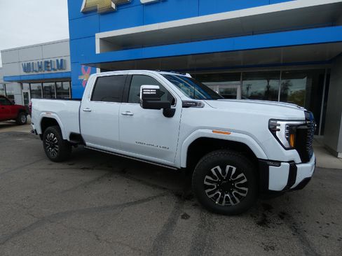 New 2026 GMC Sierra 3500 Denali Ultimate AWD/4WD image 1