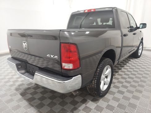 Used 2023 RAM 1500 Classic SLT AWD/4WD image 3
