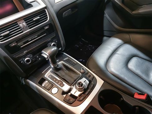 Used 2015 Audi A4 2.0T Premium Plus w/ Technology Package image 24