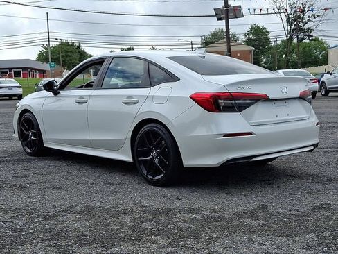 Used 2022 Honda Civic Sport image 4