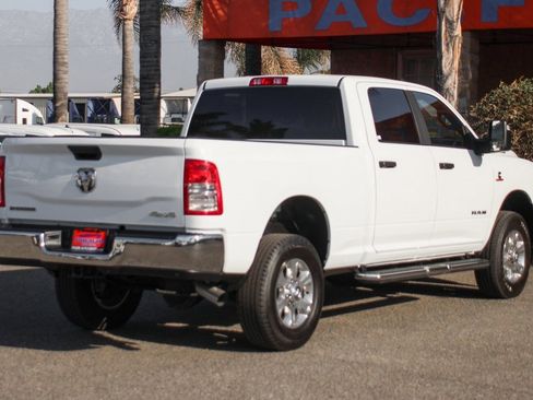 Used 2024 RAM 2500 Big Horn w/ Off Road Package image 8