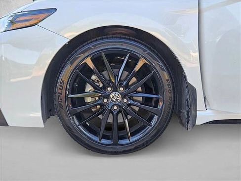 Used 2022 Toyota Camry XSE FWD image 23