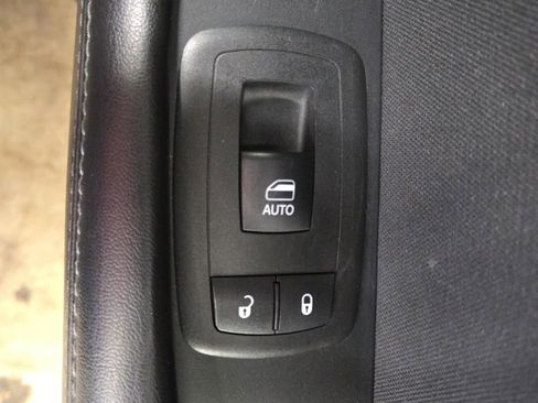 Used 2017 Dodge Challenger R/T image 20