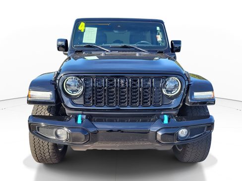 Used 2024 Jeep Wrangler High Altitude image 2
