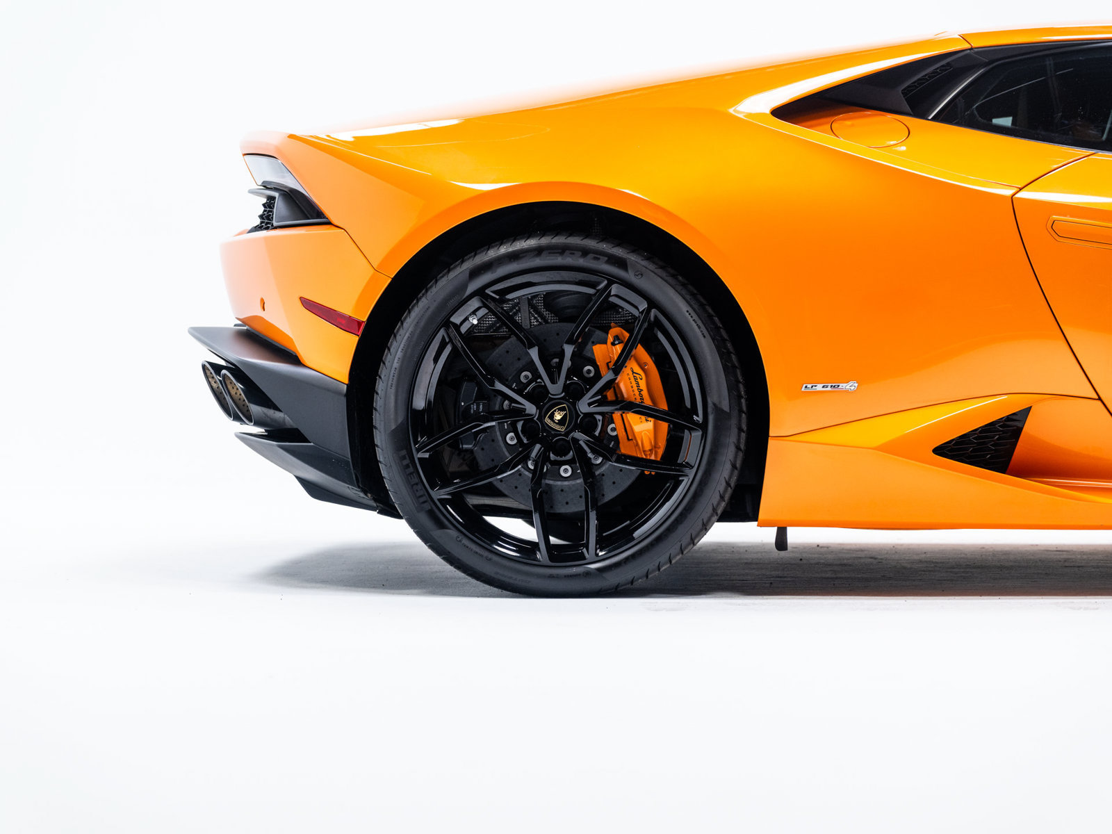 Used 2016 Lamborghini Huracan LP 610-4 AWD/4WD image 12