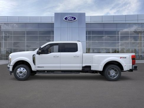 New 2026 Ford F450 XLT image 3