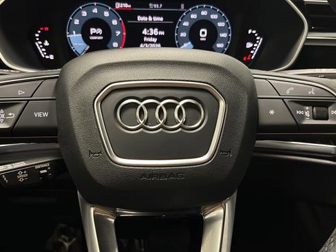 Used 2024 Audi Q3 2.0T Premium Plus w/ Premium Plus Package image 16