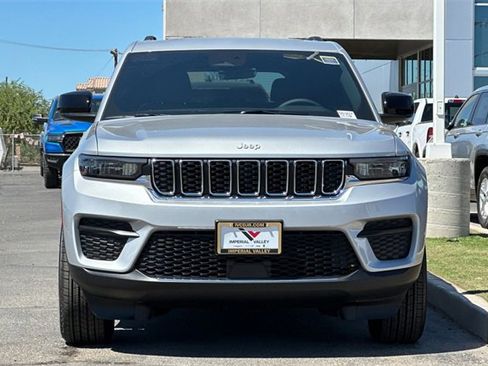 New 2025 Jeep Grand Cherokee Laredo X image 12