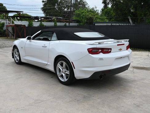 Used 2020 Chevrolet Camaro LT RWD image 3