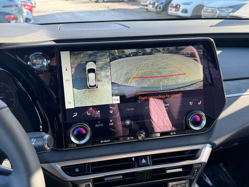 Used 2025 Lexus RX 350 Premium image 6