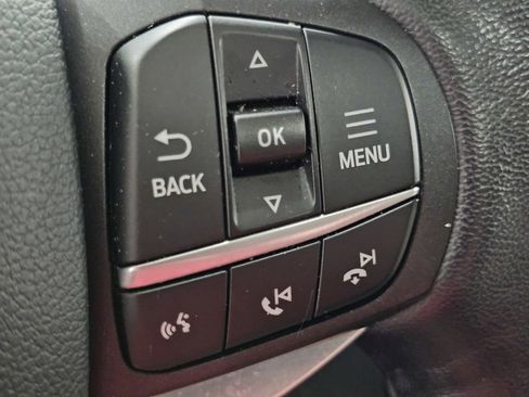 Used 2020 Ford Explorer Limited image 34