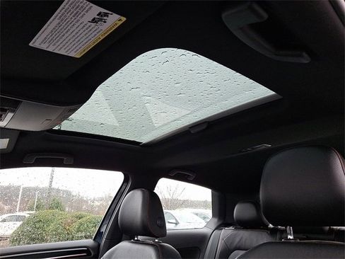 Used 2016 Volkswagen GTI SE image 14