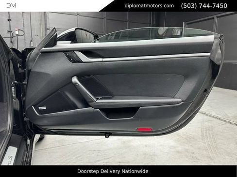 Used 2024 Porsche 911 Carrera S w/ Sport Package RWD image 36