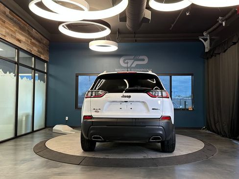 Used 2021 Jeep Cherokee Latitude Lux AWD/4WD image 4