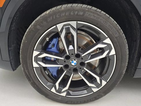 Used 2025 BMW X2 xDrive28i w/ M Sport Package AWD/4WD image 12