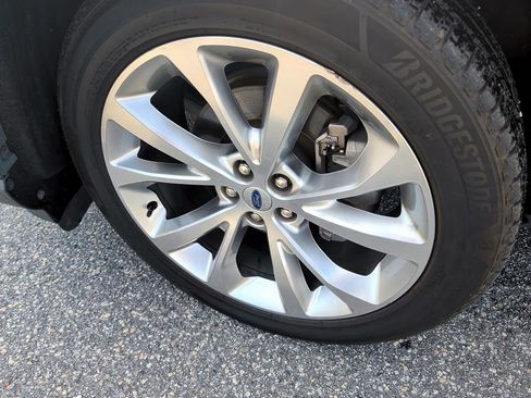 Used 2021 Ford Explorer Platinum w/ Equipment Group 601A image 7