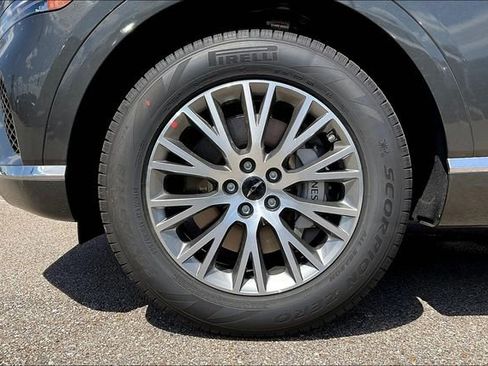 New 2025 Genesis GV80 2.5T Standard image 12