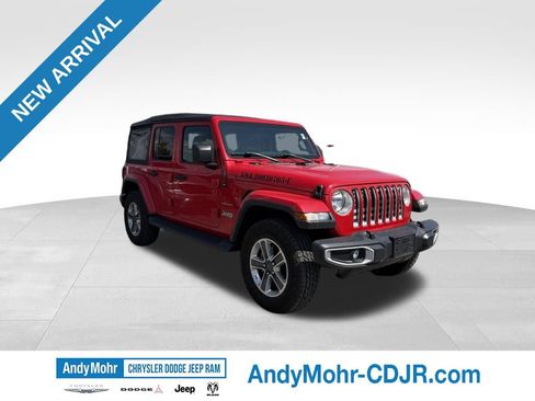 Used 2018 Jeep Wrangler Unlimited Sahara AWD/4WD image 1