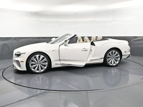 Used 2026 Bentley Continental GTC AWD/4WD image 38