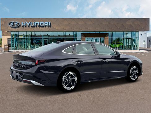 New 2026 Hyundai Sonata SEL image 7