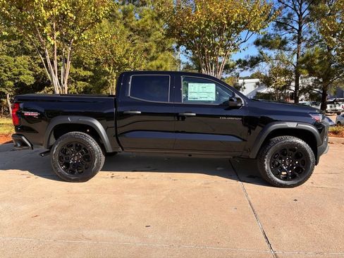 New 2026 Chevrolet Colorado Trail Boss AWD/4WD image 8