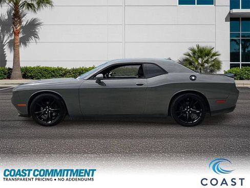 Used 2017 Dodge Challenger SXT Plus RWD image 9