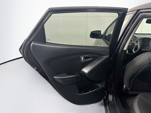 Used 2015 Hyundai Tucson GLS FWD image 25