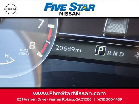Used 2024 Nissan Frontier SV RWD image 26