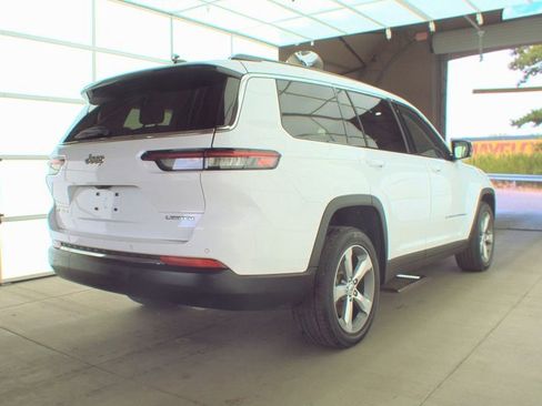 Certified 2022 Jeep Grand Cherokee L Limited image 4