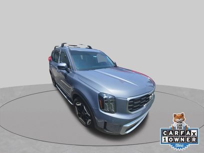 Used 2025 Kia Telluride S