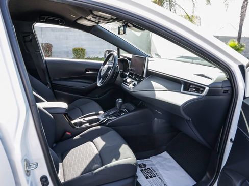 Used 2025 Toyota Corolla SE FWD image 21