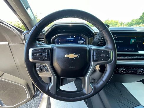 Used 2022 Chevrolet Silverado 1500 LT w/ Protection Package AWD/4WD image 32