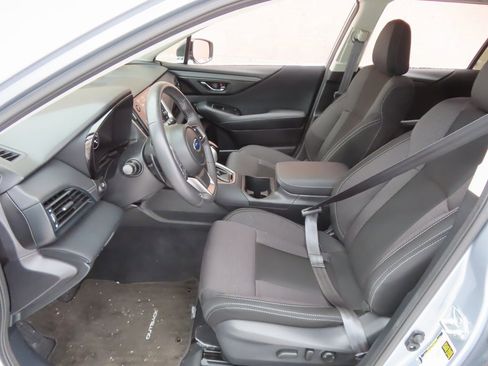 Used 2024 Subaru Outback Premium image 27