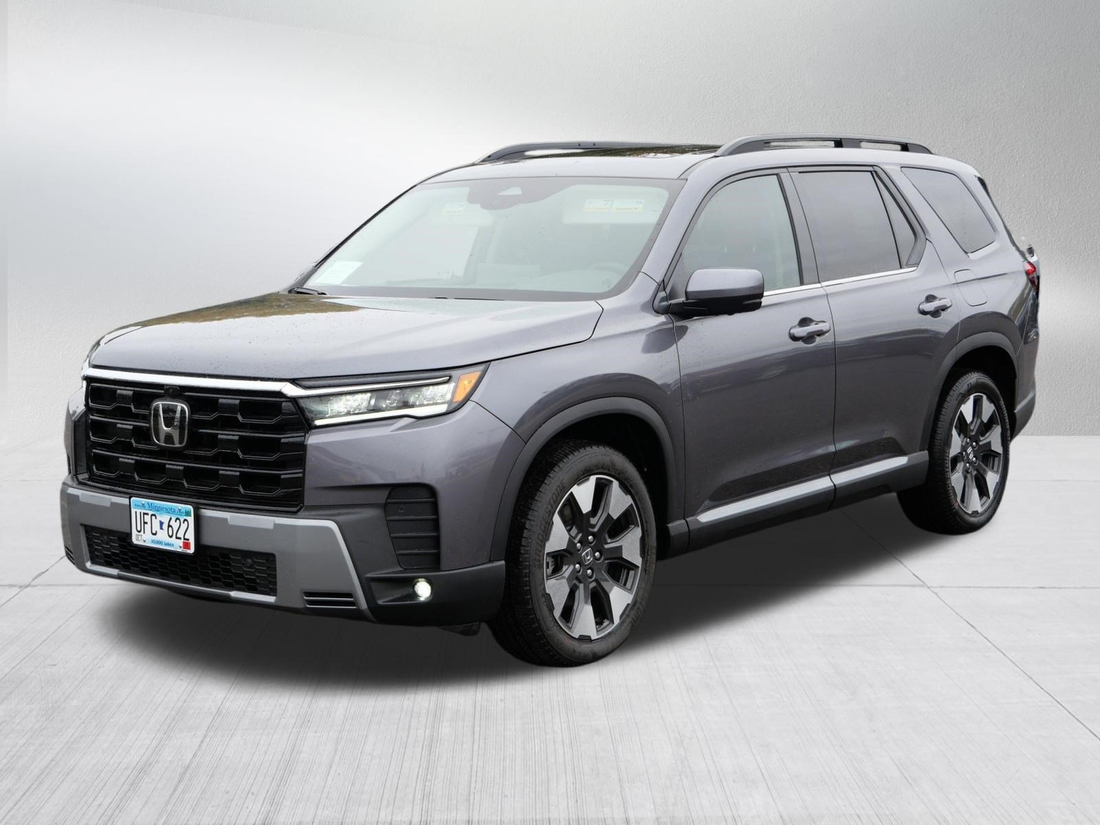 Certified 2026 Honda Pilot Elite image 3