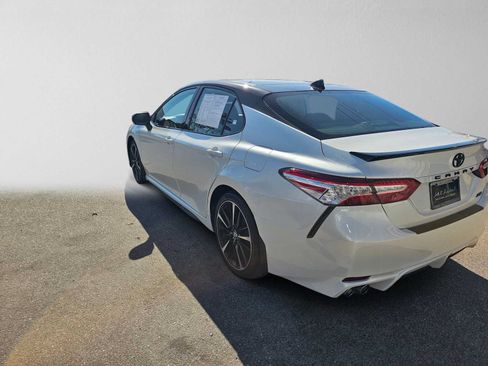 Used 2020 Toyota Camry XSE w/ Navigation Package FWD image 5
