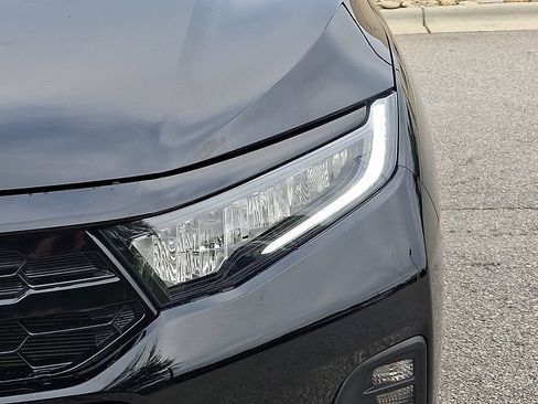 Used 2026 Honda Odyssey Touring image 9