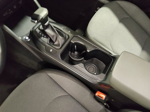 Used 2025 Kia K4 FWD image 26