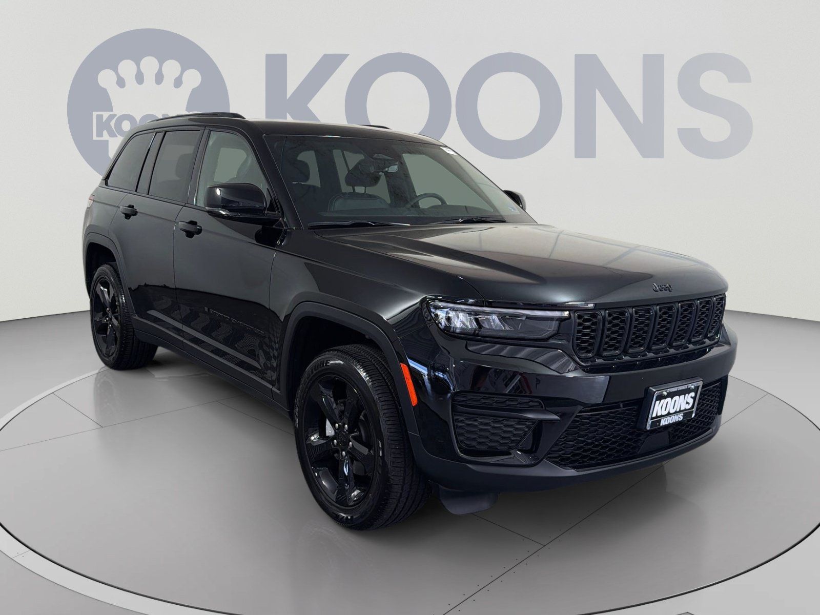Used 2025 Jeep Grand Cherokee 4WD image 10