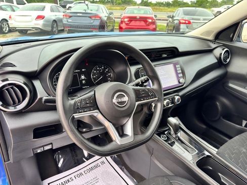 Used 2023 Nissan Kicks SV FWD image 20