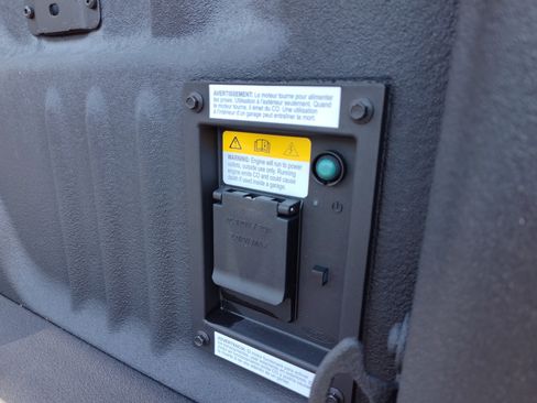 Used 2024 Ford F250 Lariat w/ Lariat Ultimate Package image 5