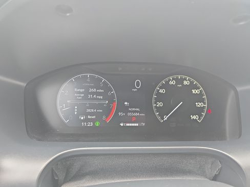 Used 2024 Honda HR-V Sport image 19